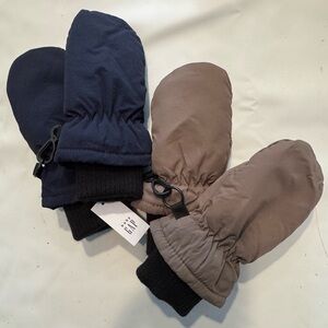 GAP Kids Mittens in Navy and Brown